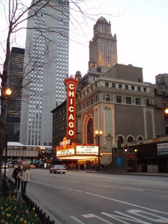 Teatro Chicago Theater
